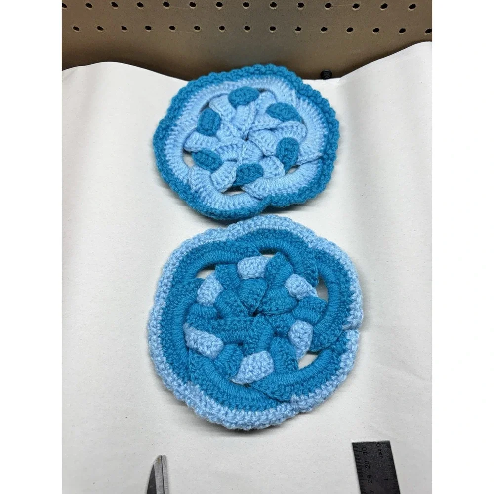 Vintage Lot of‎ 2 Handmade Hot Pads Trivets Crocheted Pot Holder Wall Hangings